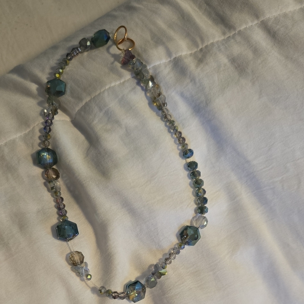 Elegant Multicolor Beaded Necklace
